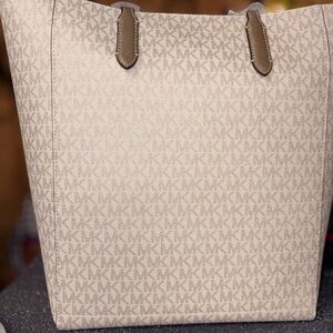 Michael Kors Beige Signature Tote